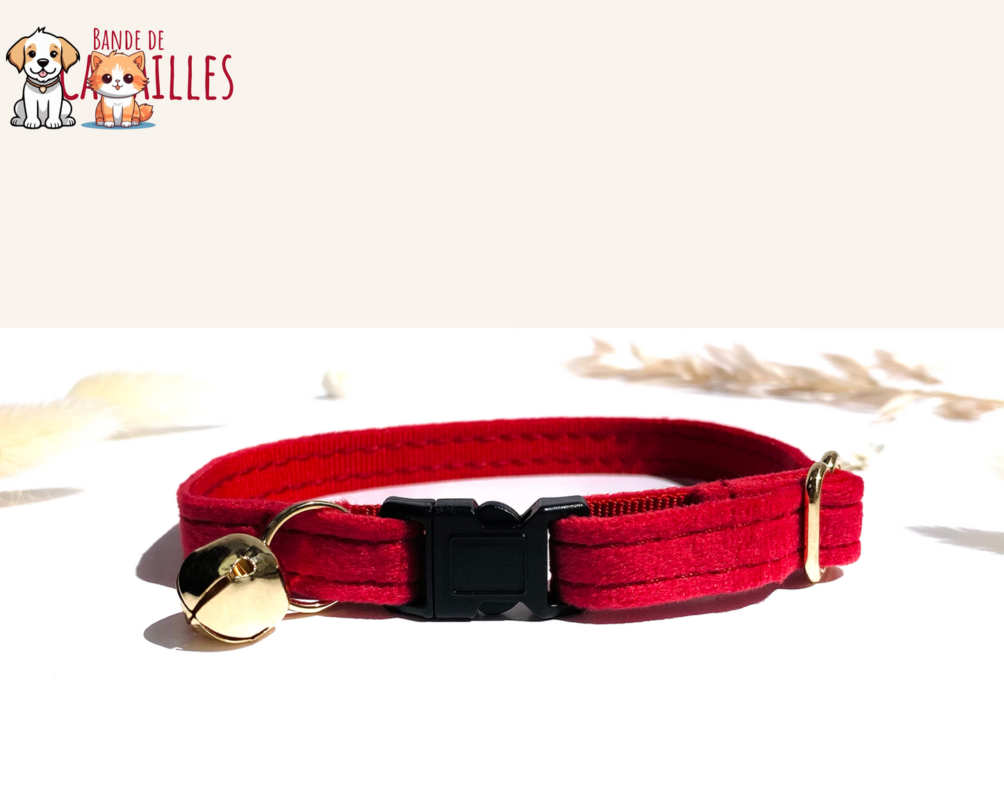 Red Velvet Anti-Strangulation Cat Collar