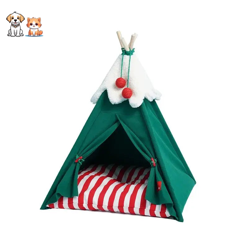 Casa para gatos con forma de tienda navideña y nieve artificial