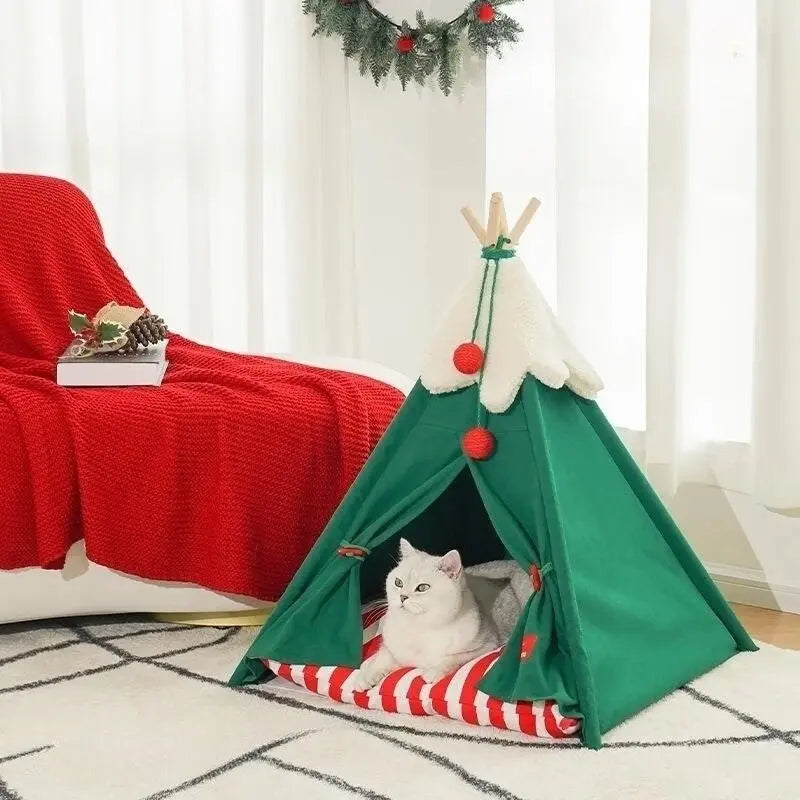 Cabane Pour Chat En Forme De Tente De Noël Avec De La Fausse Neige