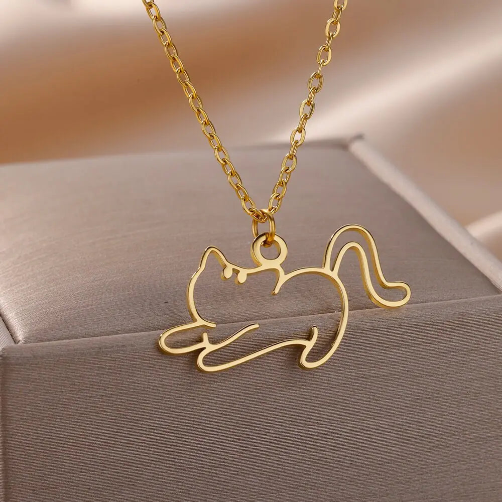 Collier pendentif chat creux pour femme