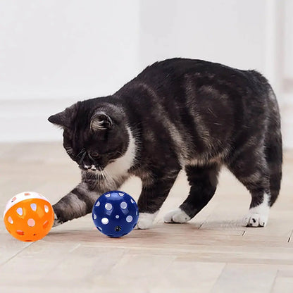 Ensemble de six boules amusantes avec cloche pour chat