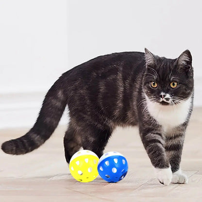 Ensemble de six boules amusantes avec cloche pour chat