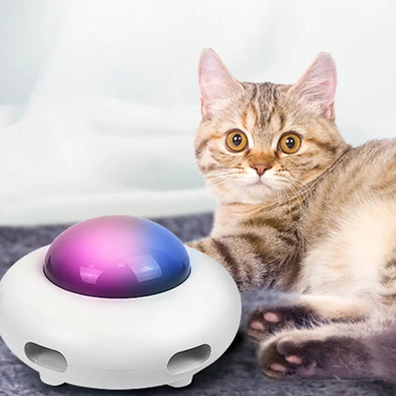 Jouet intelligent lumineux et rechargeable en forme d'ovni avec plumes pour chat