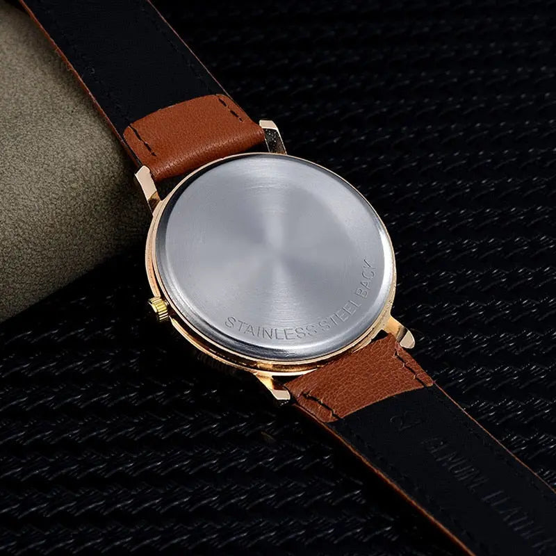 Montre à quartz en cuir avec impression de chat pour femme