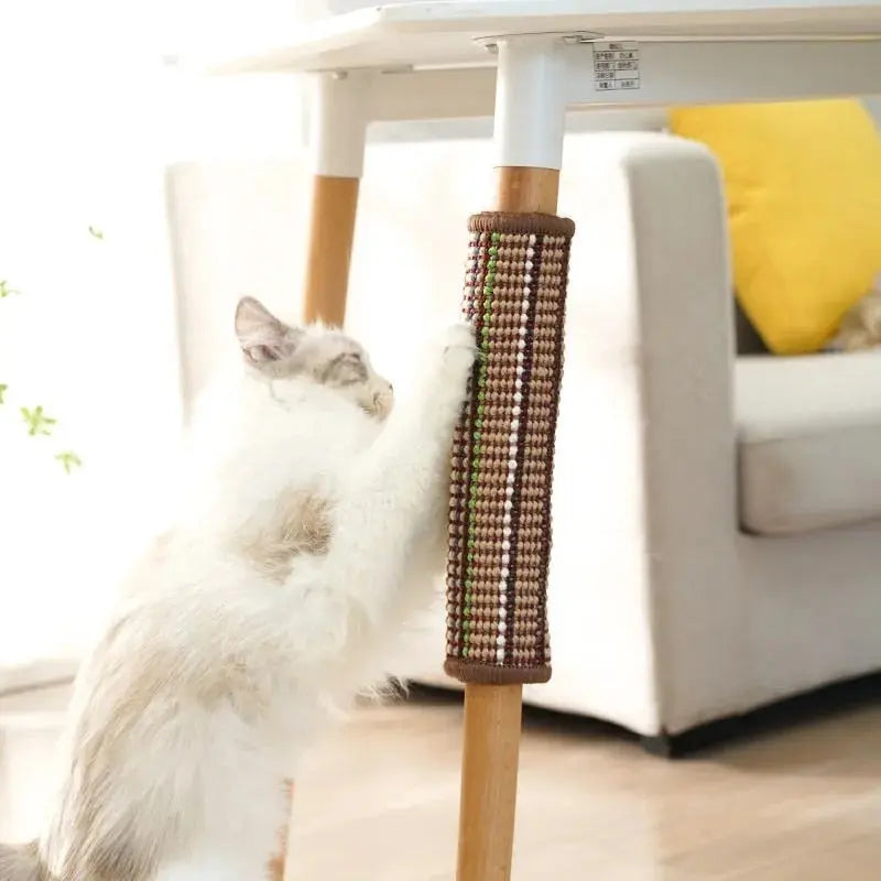 Planche à gratter à protection de meubles en sisal pour chat