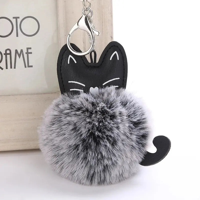 Porte-clés mignon en forme de chat avec boule de fourrure